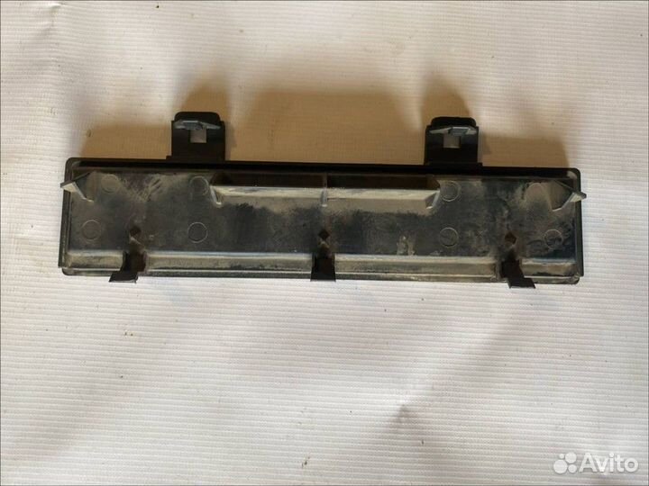 Крышка салонного фильтра Nissan Almera Classic