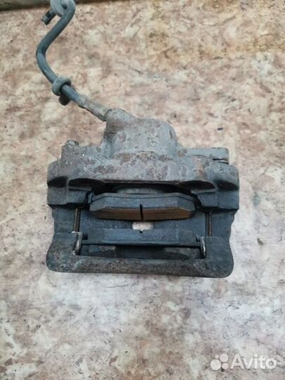 Суппорт тормозной передний правый Chery Bonus