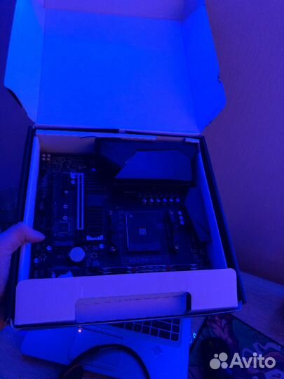 Материнская плата b550m pro p Aorus