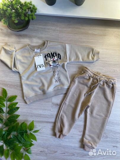 Детский костюм Zara