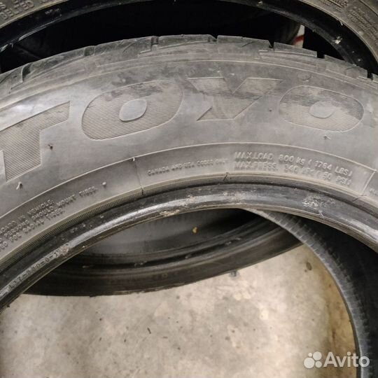 Toyo Proxes ST III 215/60 R17