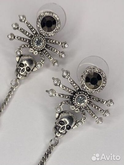 Серьги Alexander McQueen