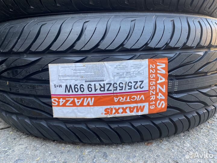 Maxxis MA-Z4S Victra 225/55 R19