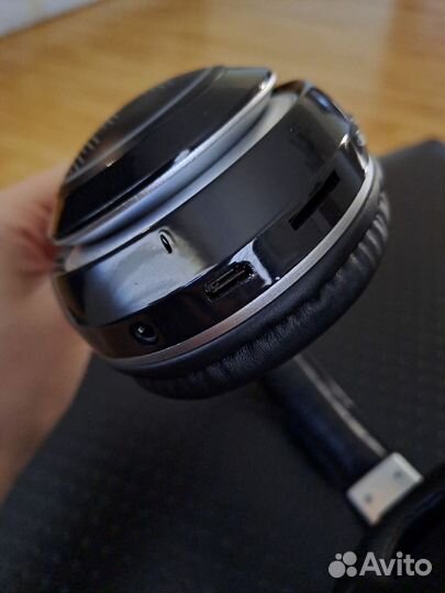 Беспроводные наушники