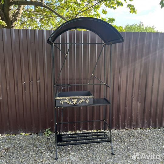 Мангал с крышей