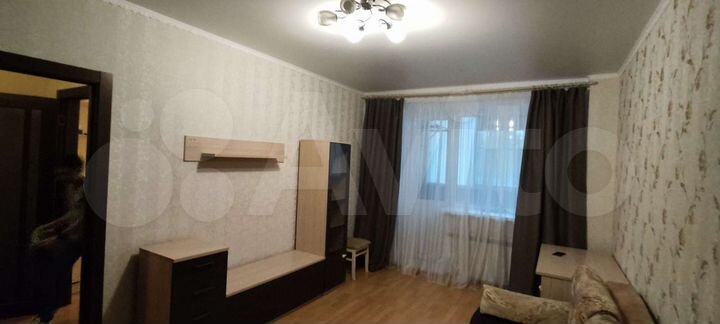 1-к. квартира, 42 м², 2/9 эт.