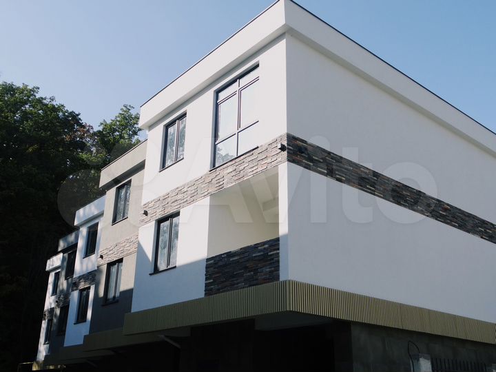 Таунхаус 165 м² на участке 1 сот.