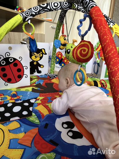 Развивающий коврик