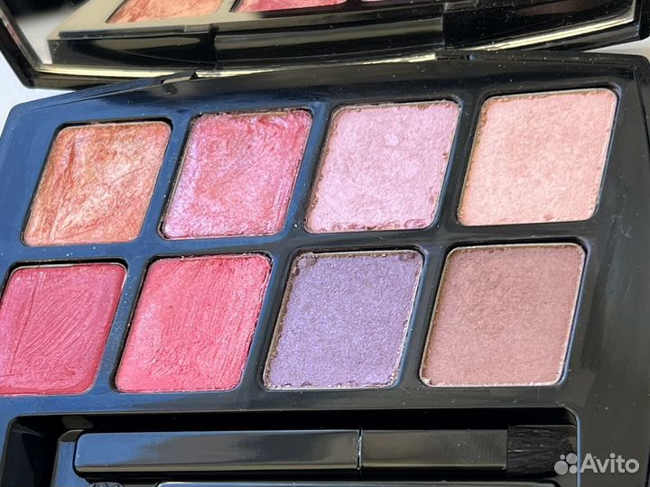 Chanel палетка Пудра для контуринга Inglot