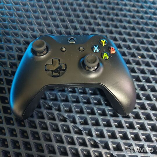 Джойстик на xbox one