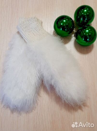 Варежки пушистые