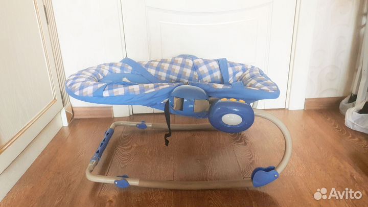 Шезлонг детский электрический