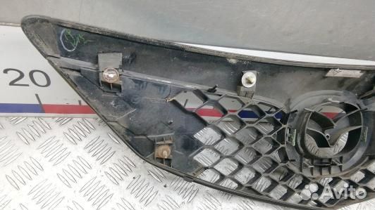 Решетка радиатора mazda 3 1 (KEA03G101)
