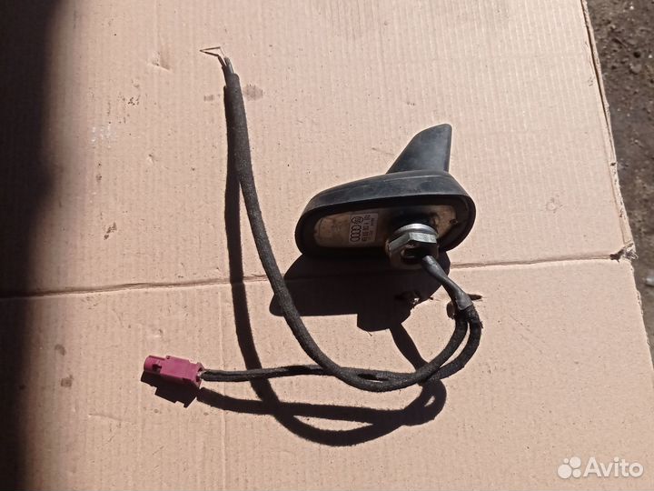 Антенна на крышу ауди а6с6 авант 2010