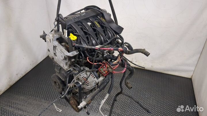 Двигатель разобран Renault Scenic, 2007