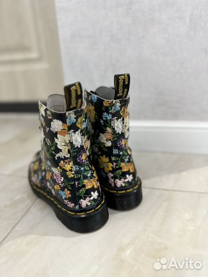 Ботинки DR. Martens