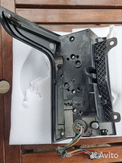 Range Rover Vogue L-405, задняя фара