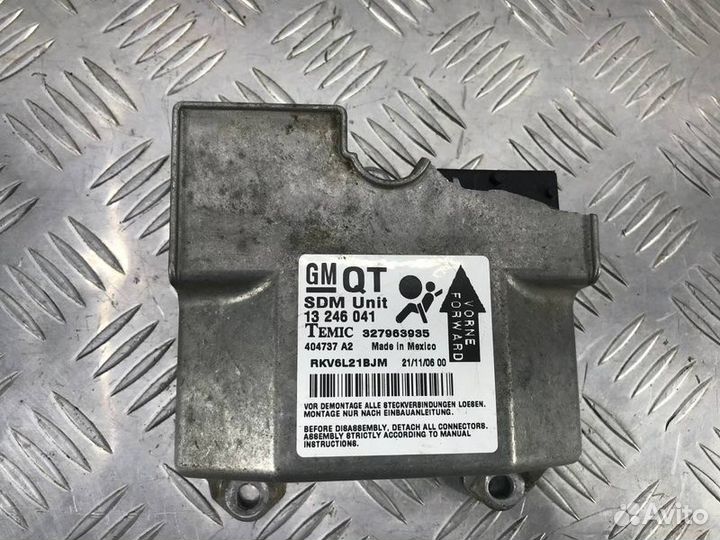 Блок SRS управление аирбаг Opel Astra Gtc H Z16XEP