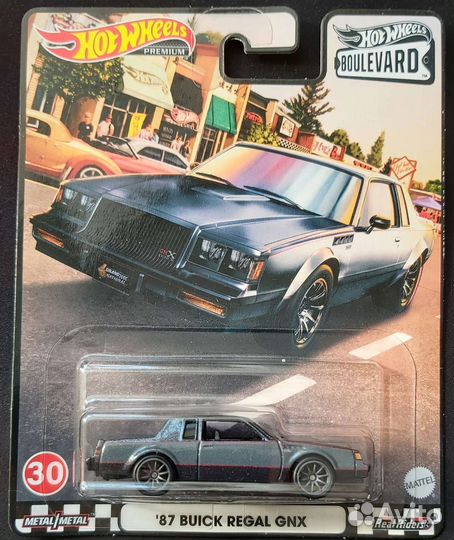 Hot Wheels Premium Boulevard