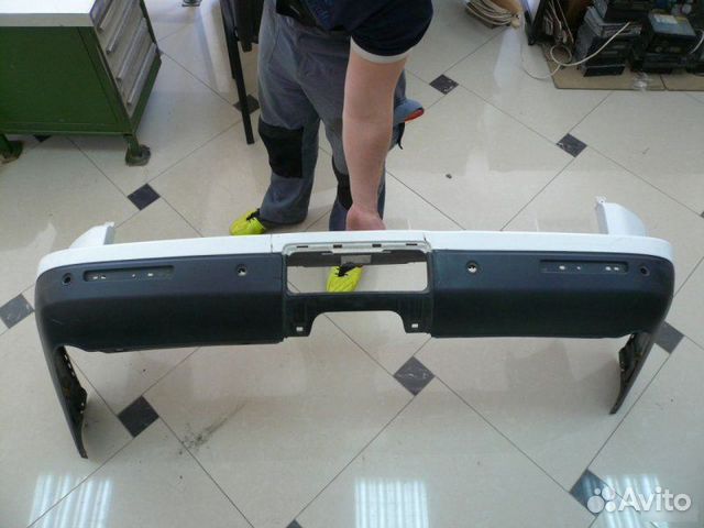Задний бампер задний Land Rover Discovery 4