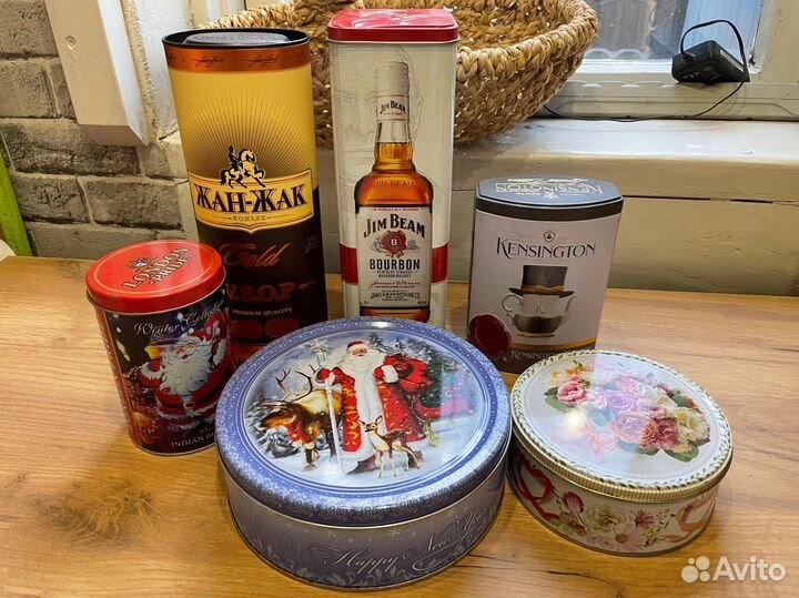 Жестяная банка подарочная упаковка