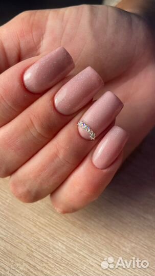 Наращивание ногтей