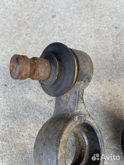 Рычаг подвески Audi 100 c4