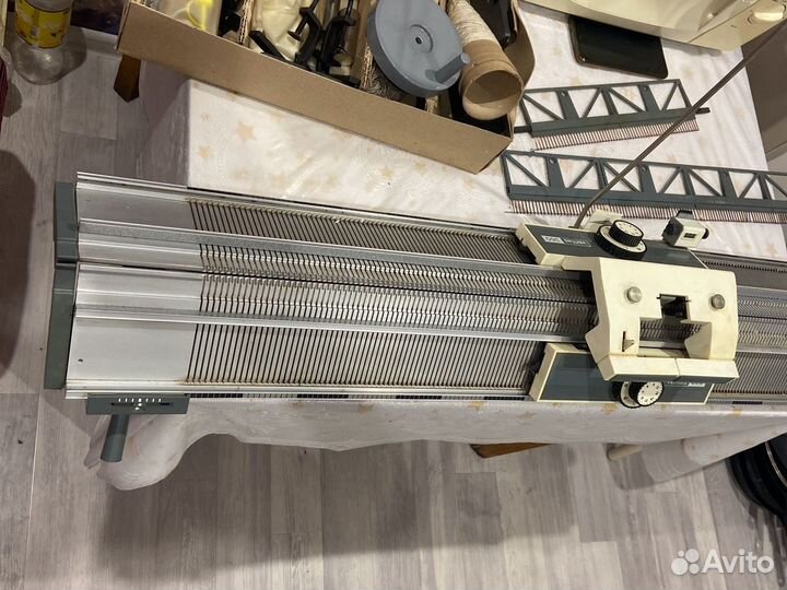 Вязальная машина Veritas 360 полный комплект