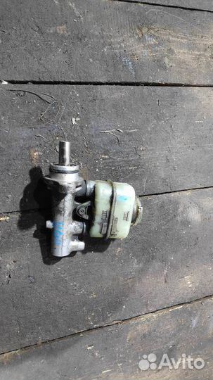 Цилиндр тормозной главный Nissan March