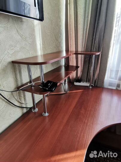 Угловой письменный стол бу