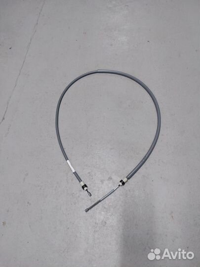 Трос ручного тормоза Renault Sandero 2 оригинал