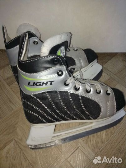 Коньки хоккейные детские