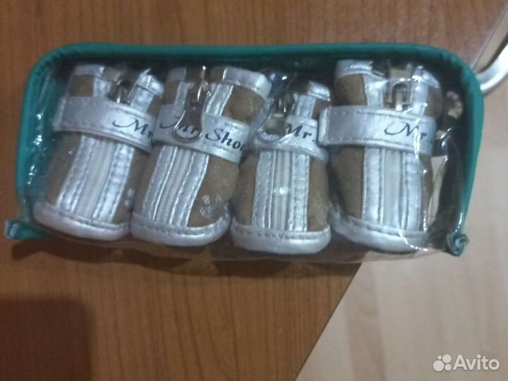 Зимний комбинезончик и ботиночки