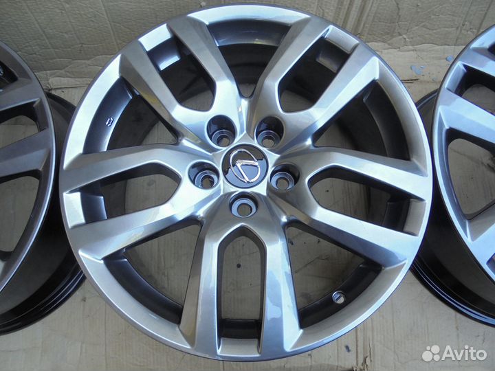Оригинальные литые диски Lexus NX 7,5J R18 et35