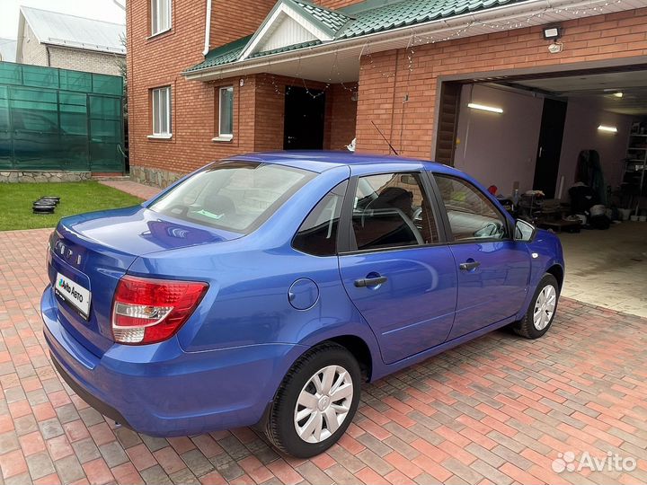 LADA Granta 1.6 МТ, 2021, 39 165 км