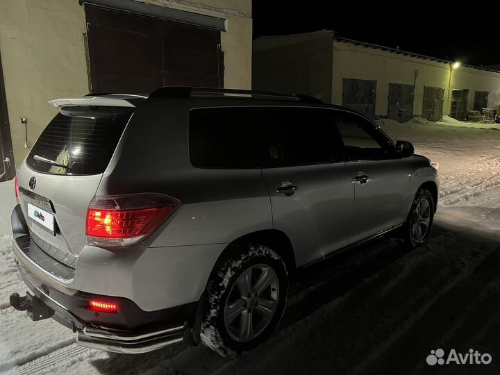 Toyota Highlander 3.5 AT, 2011, 152 000 км