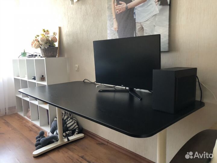 IKEA Bekant компьютерный стол