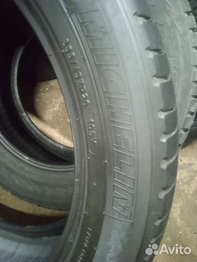 Michelin Latitude Sport 3 255/45 R20 и 285/40 R20 108Y
