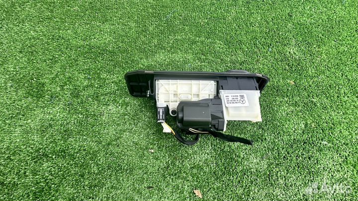 Кнопка открывания багажника Mercedes-Benz Gle W166