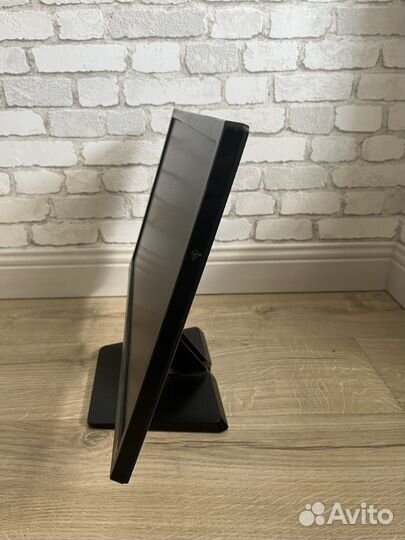 Монитор LG flatron e2242