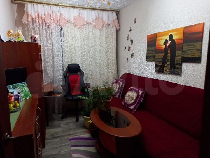 4-к. квартира, 72 м², 1/2 эт.