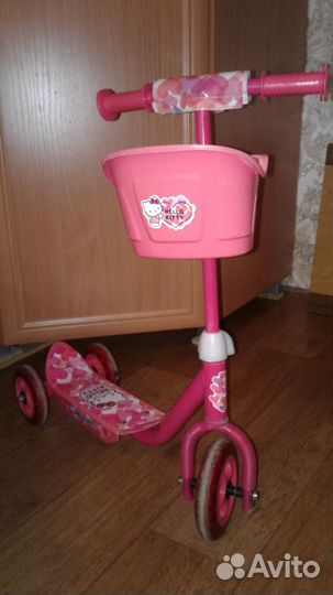 Самокат трехколесный