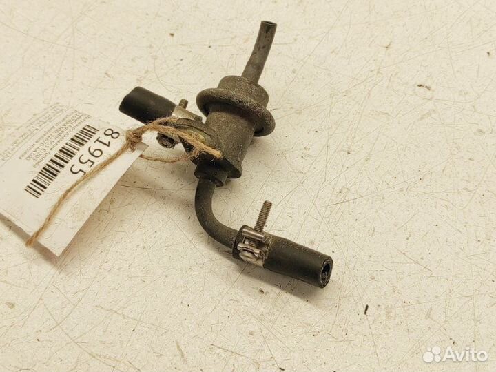 Регулятор давления топлива Subaru Forester SG5