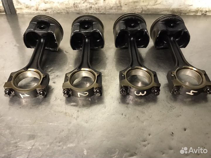 Поршень+шатун 1.4 Ford Focus 2 Fusion Fiesta