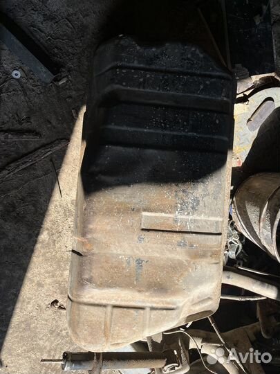 Бензобак 2109