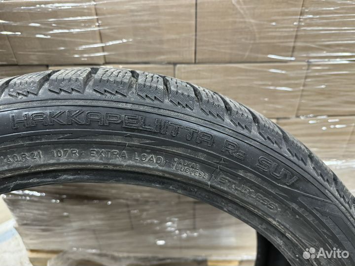 Nokian Tyres Hakkapeliitta R2 275/40 R21