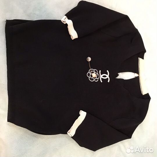 Костюм женский xs-s. Chanel