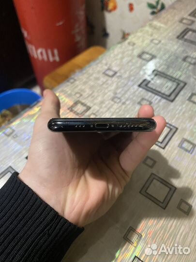 iPhone 11 Pro, 64 ГБ
