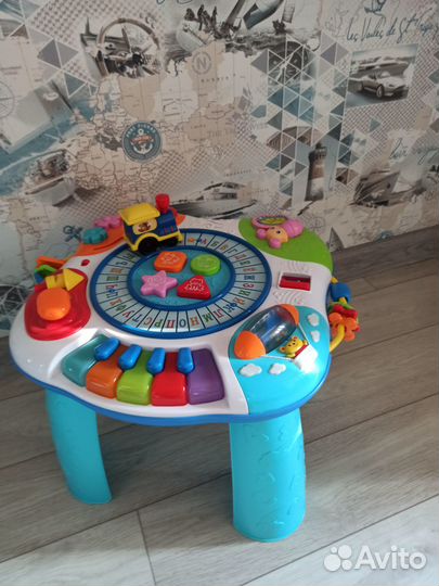 Развивающий музыкальный столик