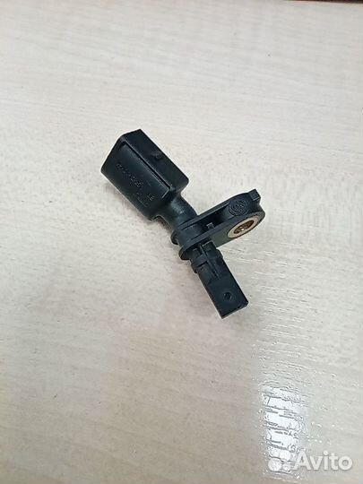 Датчик абс ABS 6Q0927803B перед лево